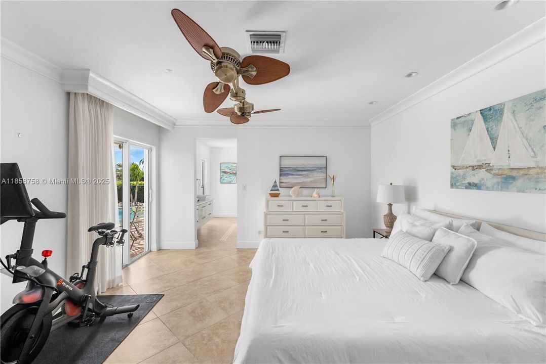 Recently Rented: $4,500 (3 beds, 2 baths, 2438 Square Feet)