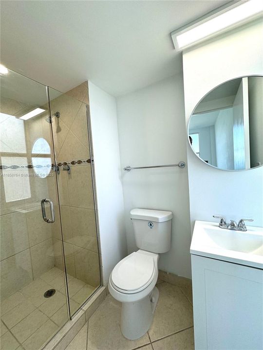 For Sale: $790,000 (2 beds, 2 baths, 1100 Square Feet)