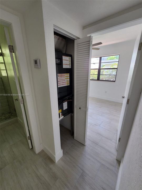 待售: $1,250,000 (0 贝兹, 0 浴室, 3425 平方英尺)