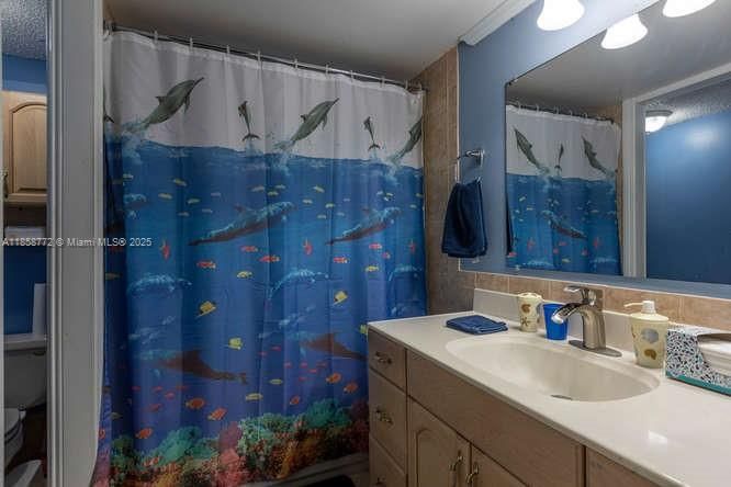 For Sale: $199,900 (2 beds, 2 baths, 970 Square Feet)