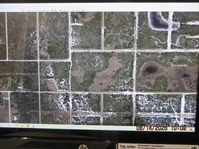 En Venta: $19,900 (1.26 acres)