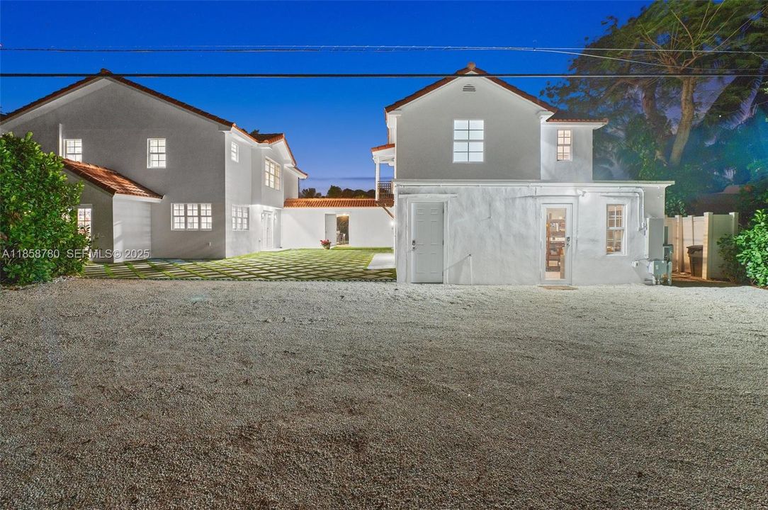 En Venta: $1,995,000 (0 camas, 0 baños, 3443 Pies cuadrados)