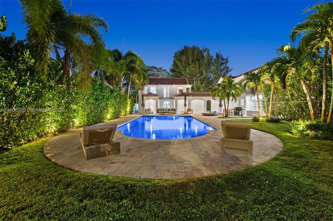 En Venta: $1,995,000 (0 camas, 0 baños, 3443 Pies cuadrados)