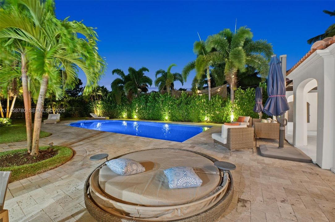 En Venta: $1,995,000 (0 camas, 0 baños, 3443 Pies cuadrados)