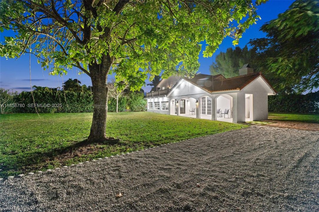 En Venta: $1,995,000 (0 camas, 0 baños, 3443 Pies cuadrados)