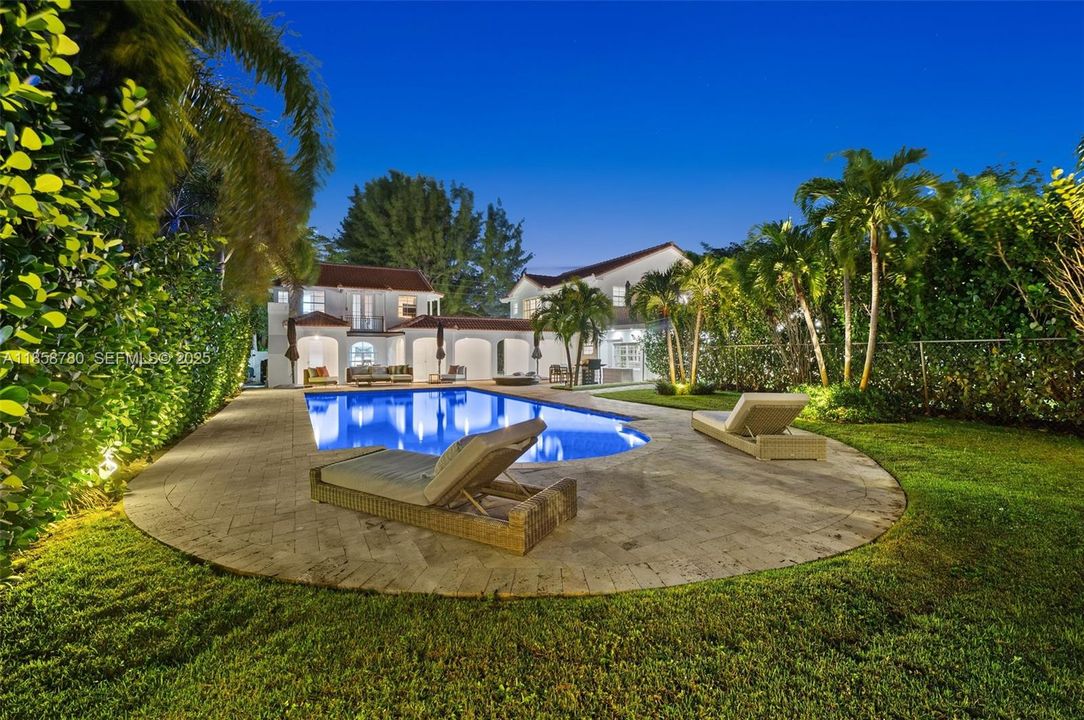 En Venta: $1,995,000 (0 camas, 0 baños, 3443 Pies cuadrados)