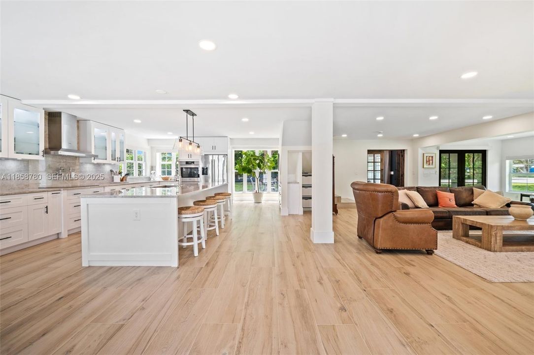 En Venta: $1,995,000 (0 camas, 0 baños, 3443 Pies cuadrados)