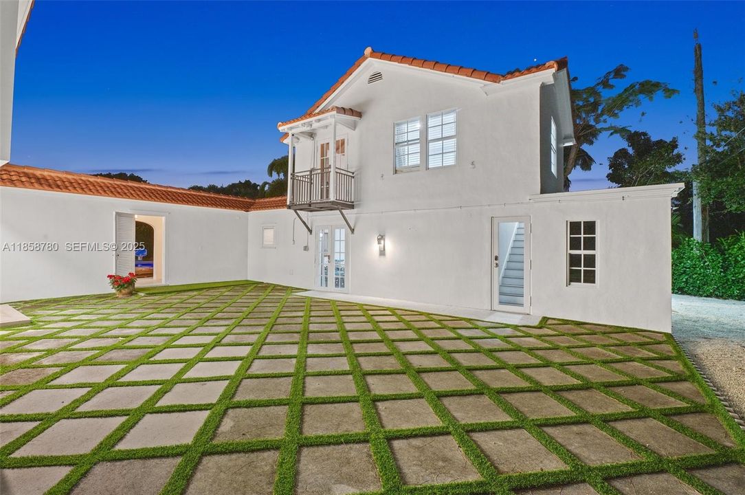 En Venta: $1,995,000 (0 camas, 0 baños, 3443 Pies cuadrados)