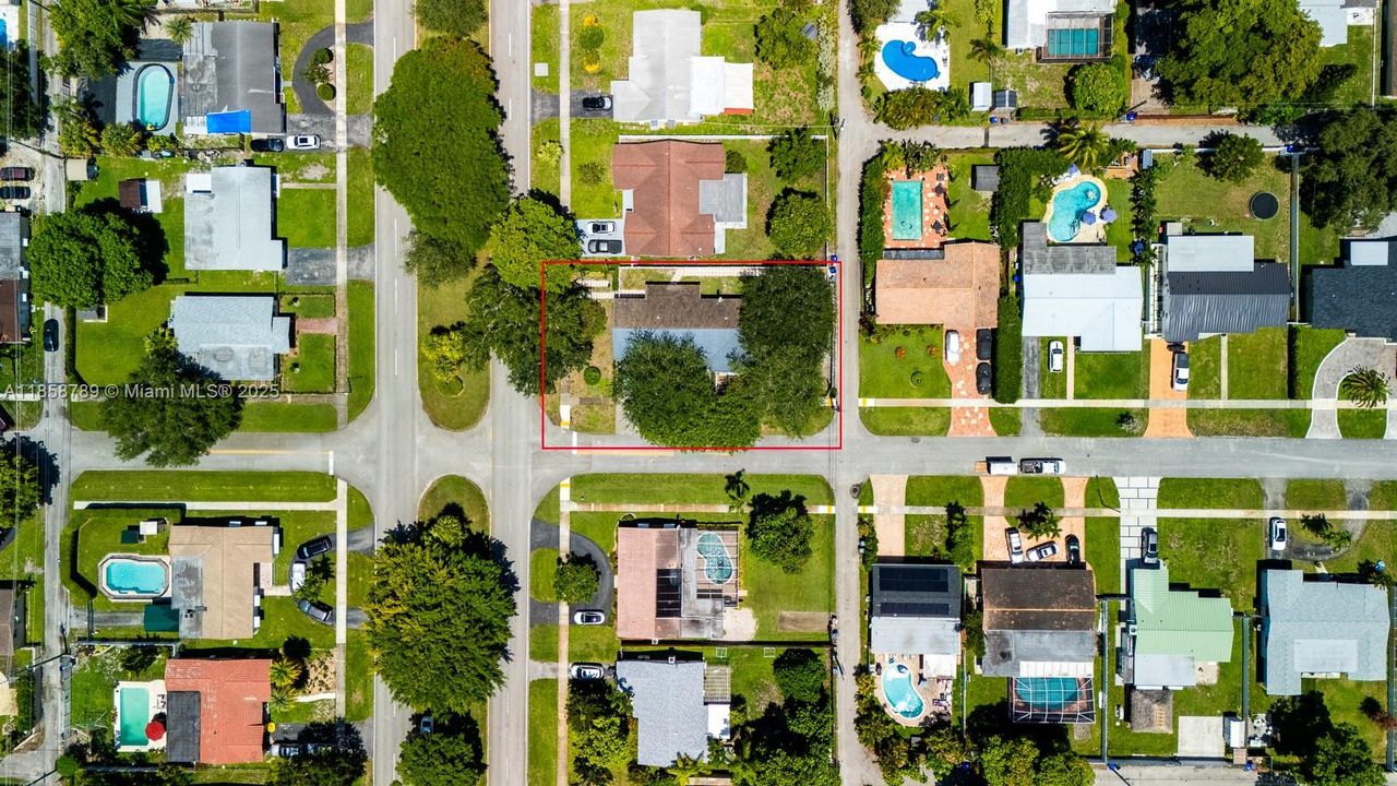 Recently Rented: $3,500 (3 beds, 2 baths, 1682 Square Feet)