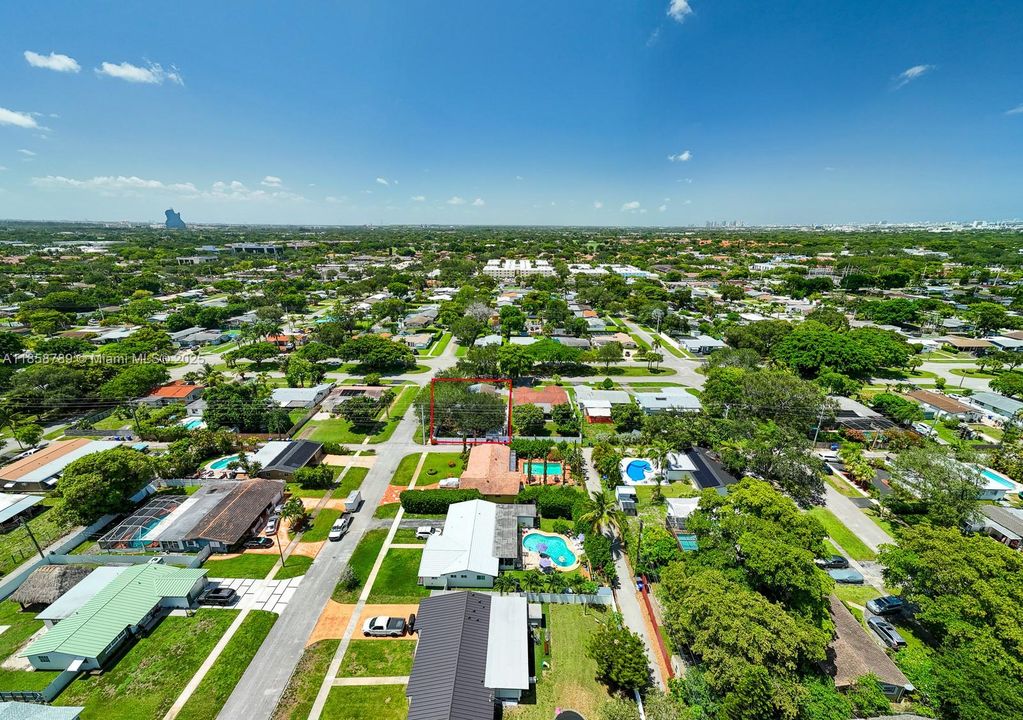 Recently Rented: $3,500 (3 beds, 2 baths, 1682 Square Feet)