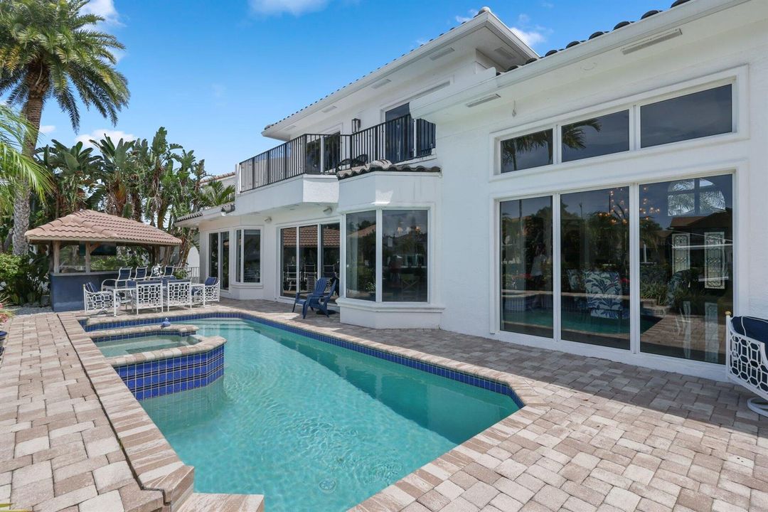 Pool with spa
