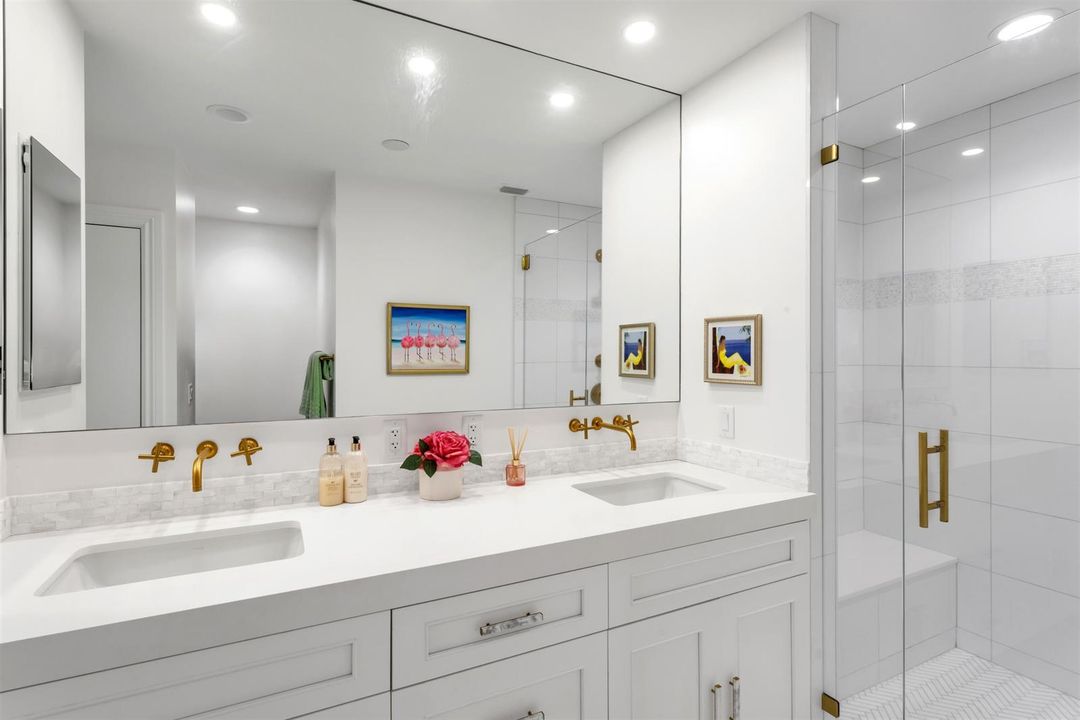 2nd Primary Bath