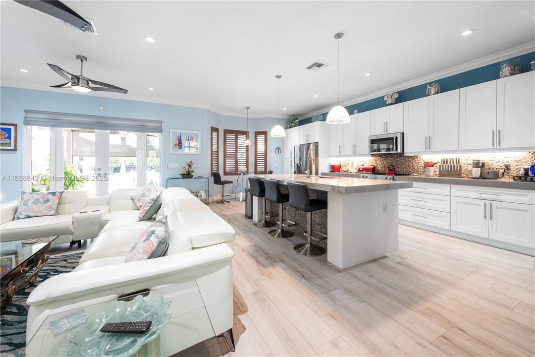 Active With Contract: $1,299,999 (5 beds, 3 baths, 2821 Square Feet)