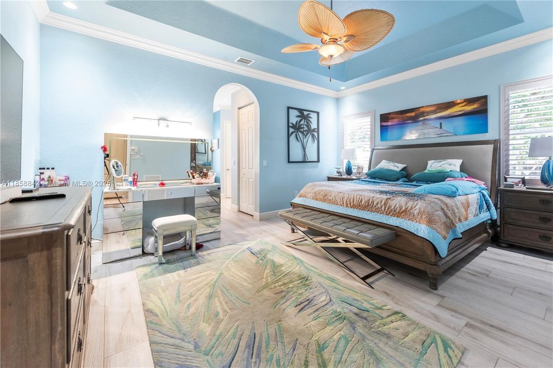 Active With Contract: $1,299,999 (5 beds, 3 baths, 2821 Square Feet)