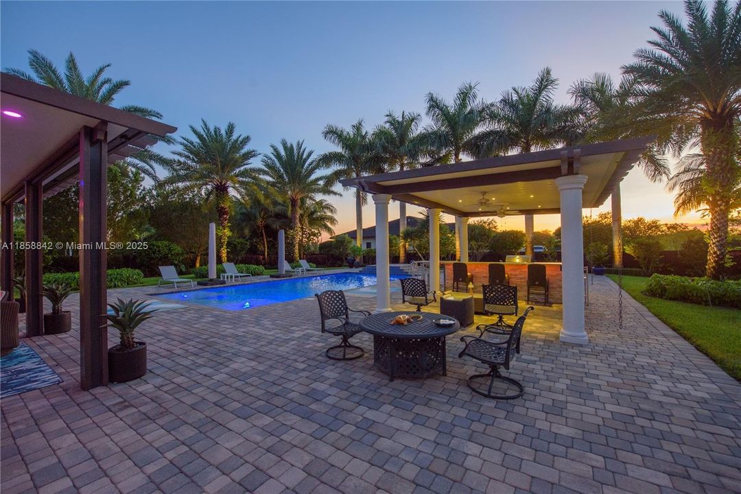 Active With Contract: $1,299,999 (5 beds, 3 baths, 2821 Square Feet)