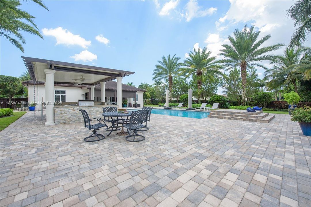 Active With Contract: $1,299,999 (5 beds, 3 baths, 2821 Square Feet)