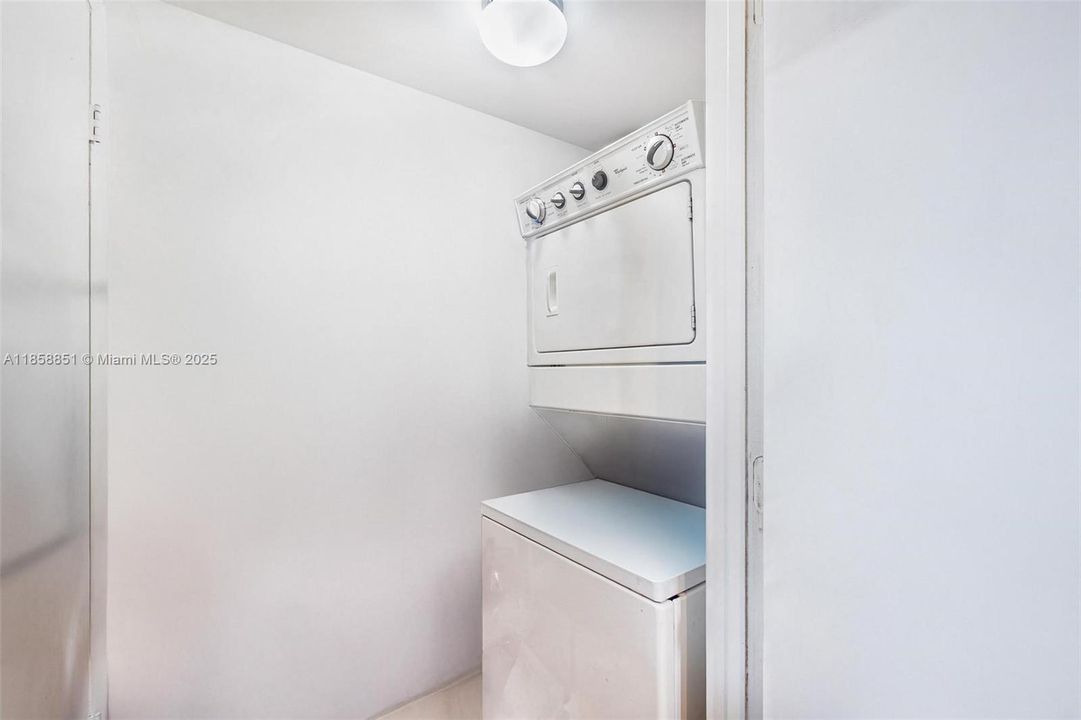 En Venta: $850,000 (2 camas, 2 baños, 1255 Pies cuadrados)