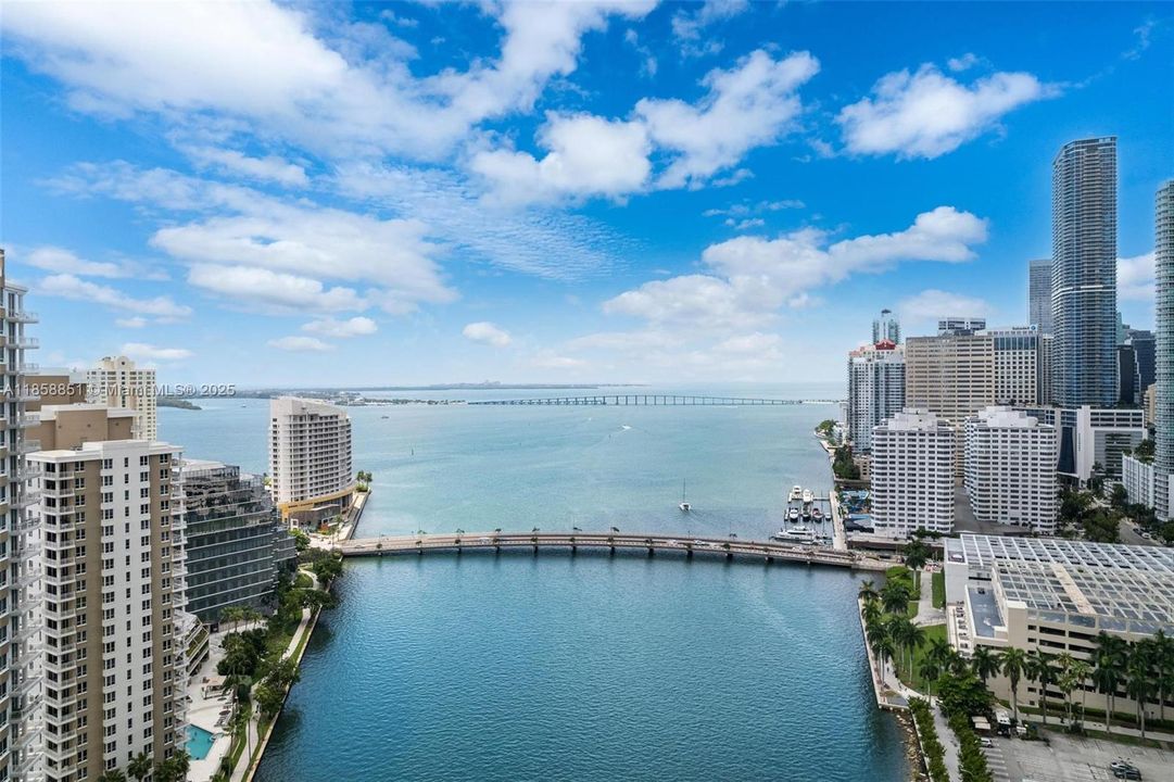 En Venta: $850,000 (2 camas, 2 baños, 1255 Pies cuadrados)