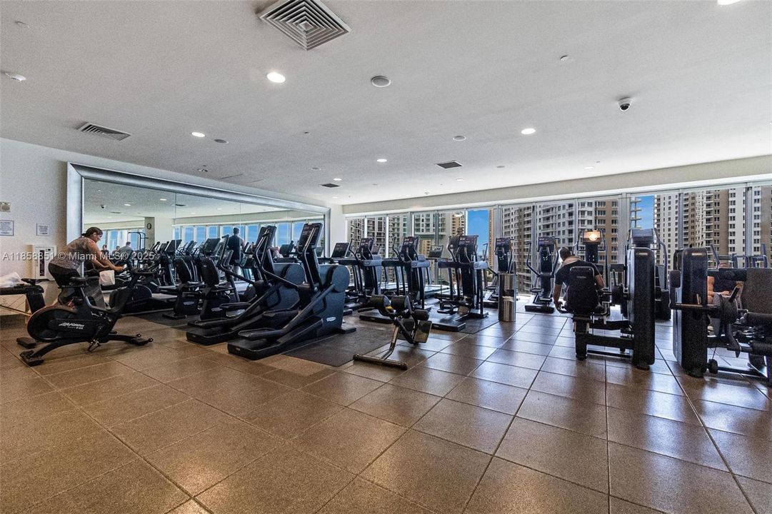 En Venta: $850,000 (2 camas, 2 baños, 1255 Pies cuadrados)