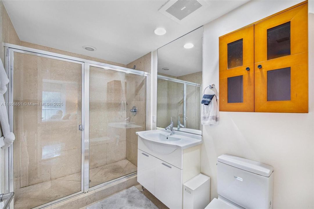 En Venta: $850,000 (2 camas, 2 baños, 1255 Pies cuadrados)