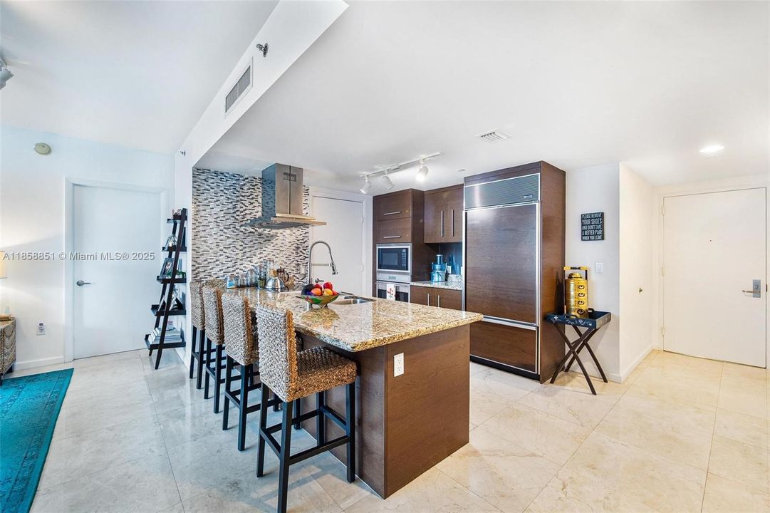 En Venta: $850,000 (2 camas, 2 baños, 1255 Pies cuadrados)