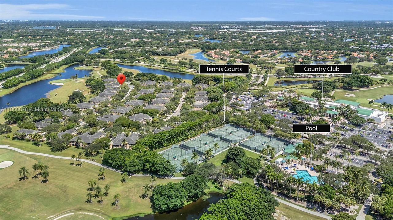 Под контрактом: $725,000 (4 спален, 2 ванн, 2360 Квадратных фут)