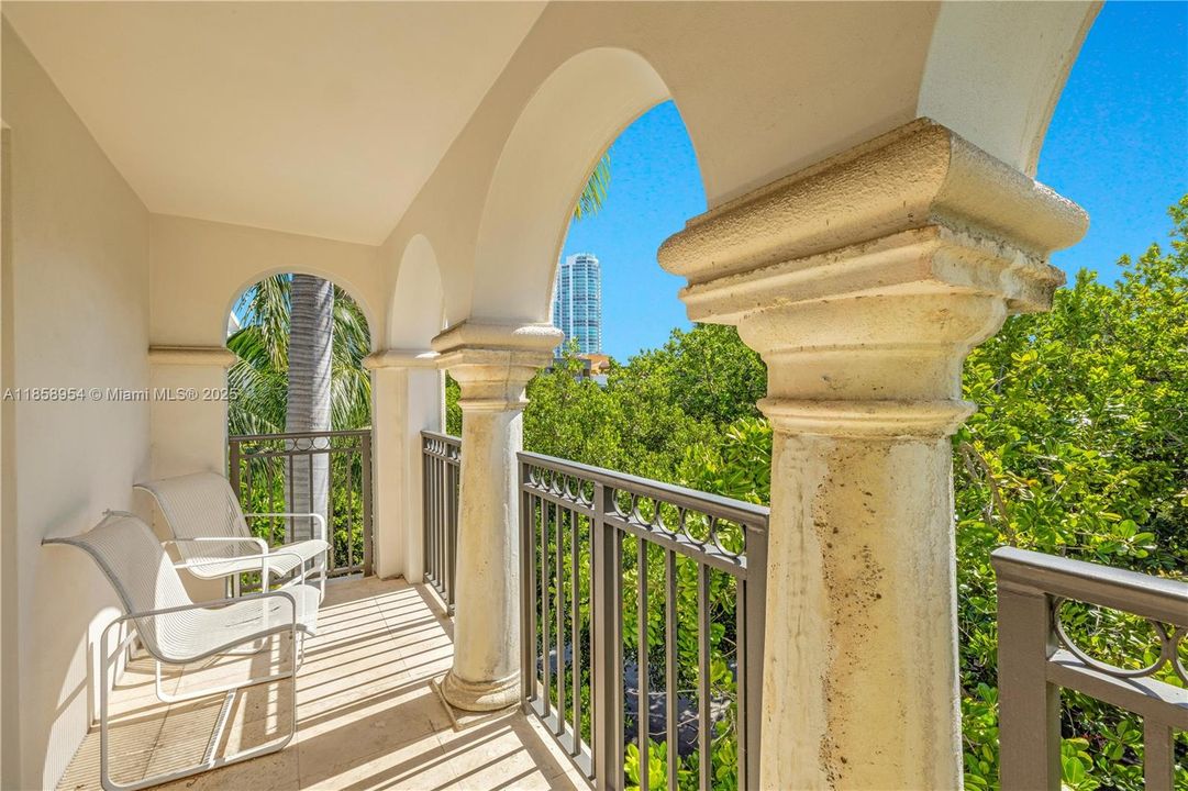 Primary bedroom balcony