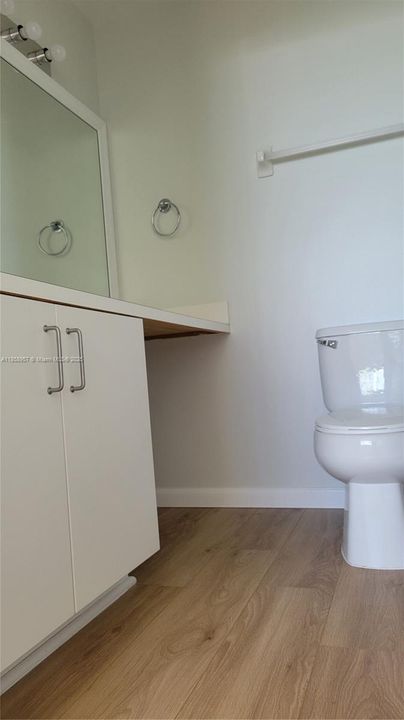 待售: $425,000 (2 贝兹, 2 浴室, 1110 平方英尺)