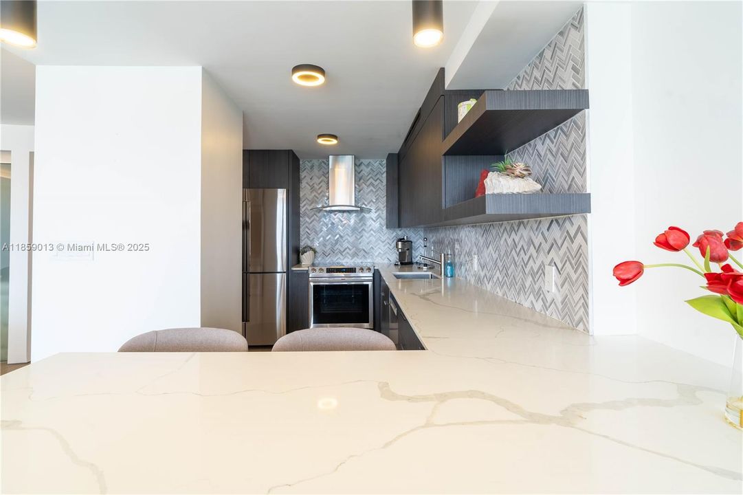 最近售出: $649,000 (1 贝兹, 2 浴室, 1133 平方英尺)