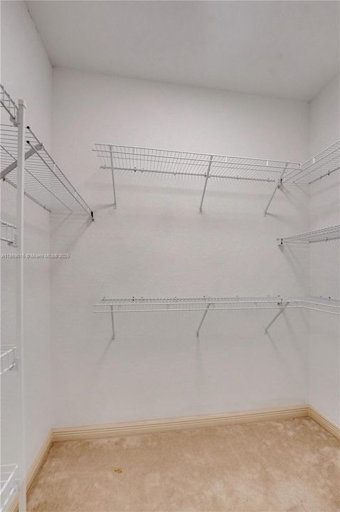 Active With Contract: $234,900 (2 beds, 2 baths, 1508 Square Feet)