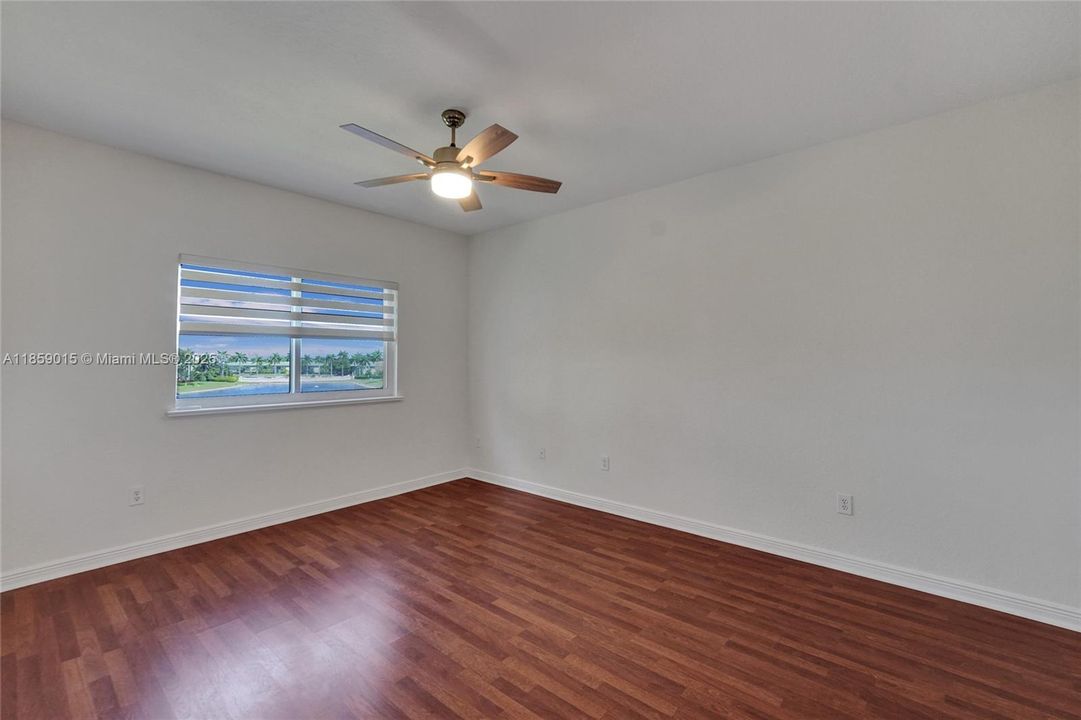 Active With Contract: $234,900 (2 beds, 2 baths, 1508 Square Feet)