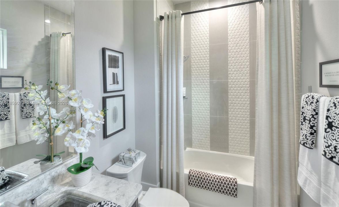 На продажу: $2,834,201 (4 спален, 4 ванн, 0 Квадратных фут)