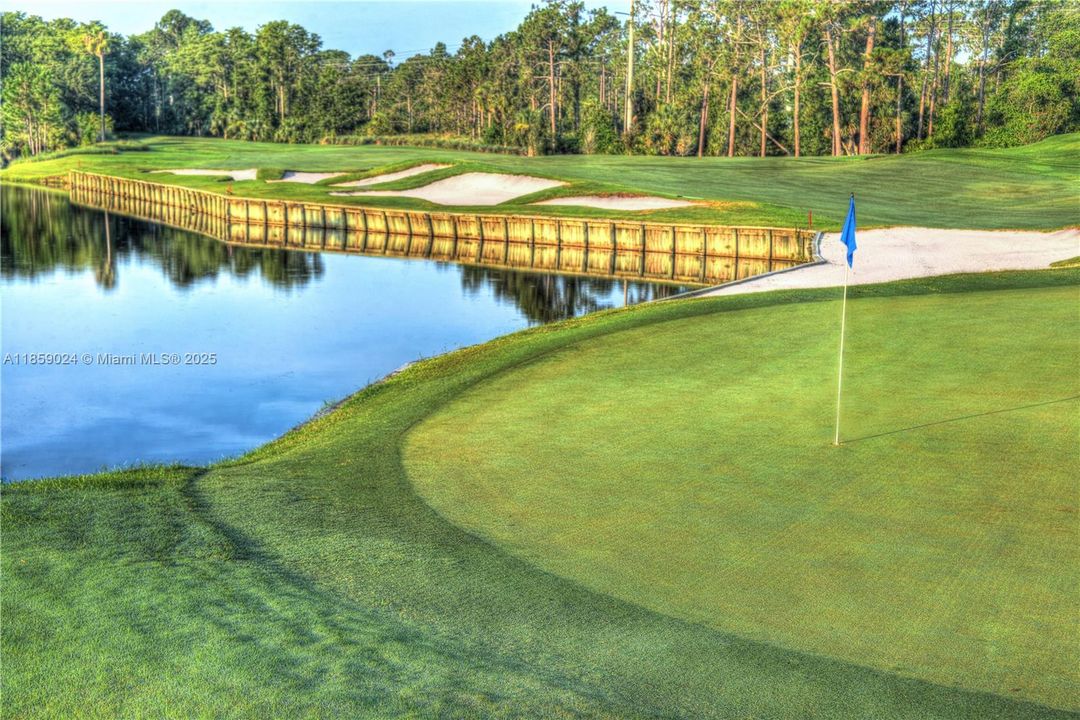 На продажу: $2,834,201 (4 спален, 4 ванн, 0 Квадратных фут)