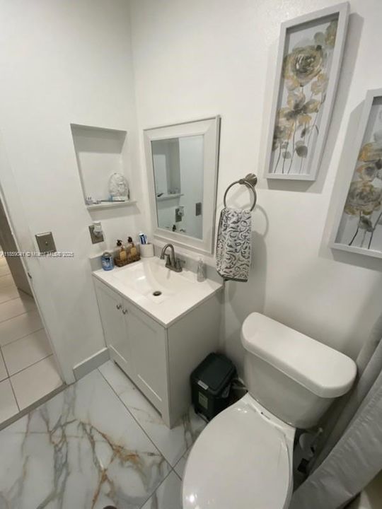 For Sale: $579,000 (4 beds, 2 baths, 1472 Square Feet)