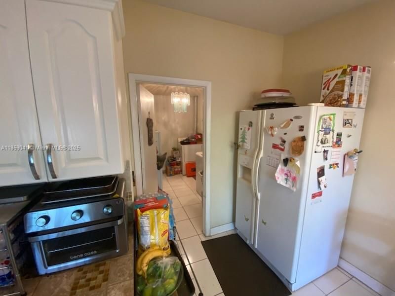 For Sale: $579,000 (4 beds, 2 baths, 1472 Square Feet)