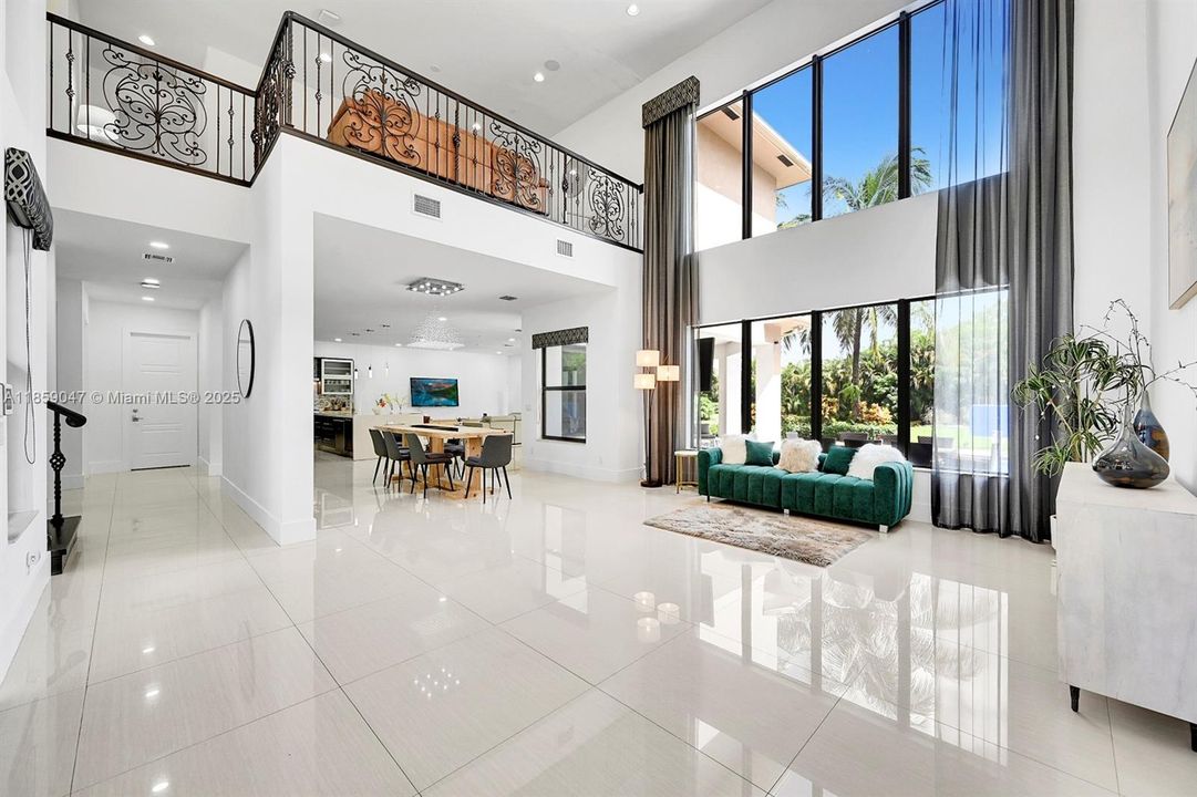 Active With Contract: $2,490,000 (5 beds, 5 baths, 4380 Square Feet)