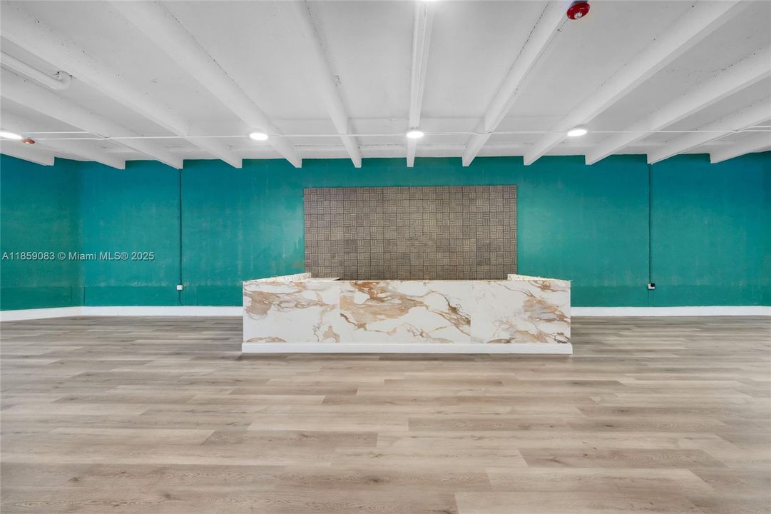 待售: $7,000,000 (0 贝兹, 0 浴室, 0 平方英尺)