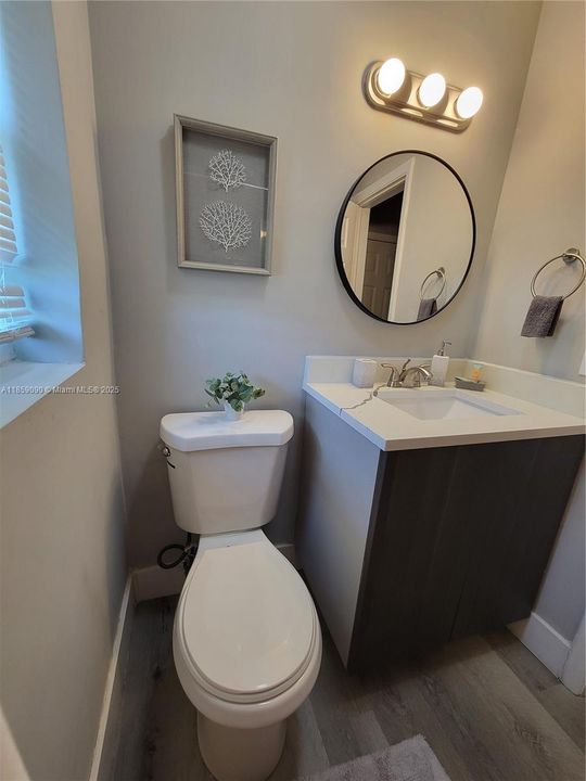 Recently Rented: $2,400 (3 beds, 2 baths, 1434 Square Feet)