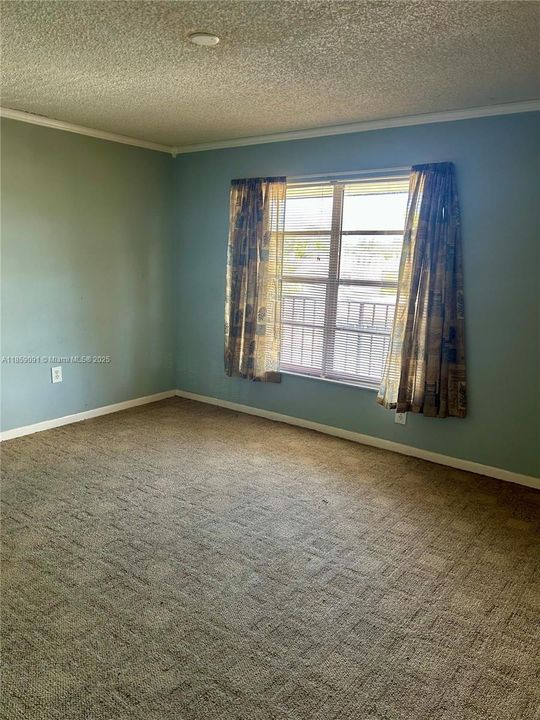 Recently Sold: $120,000 (2 beds, 2 baths, 1000 Square Feet)