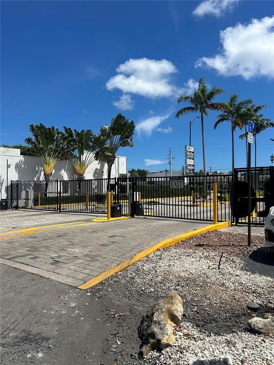 Recently Sold: $120,000 (2 beds, 2 baths, 1000 Square Feet)