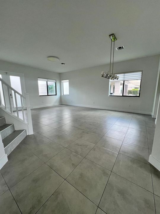 For Rent: $7,500 (4 beds, 4 baths, 3056 Square Feet)