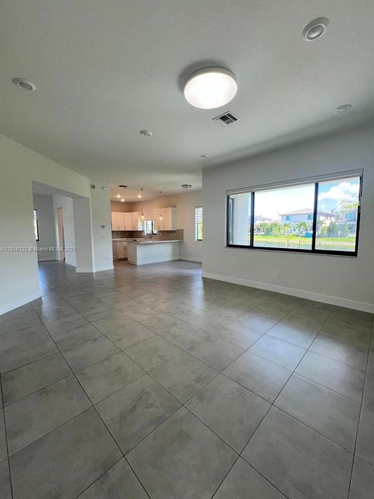 For Rent: $7,500 (4 beds, 4 baths, 3056 Square Feet)