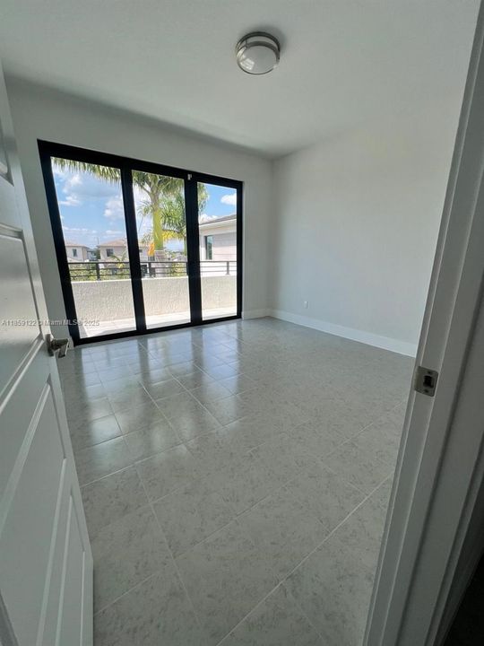 For Rent: $7,500 (4 beds, 4 baths, 3056 Square Feet)