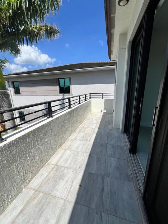 For Rent: $7,500 (4 beds, 4 baths, 3056 Square Feet)