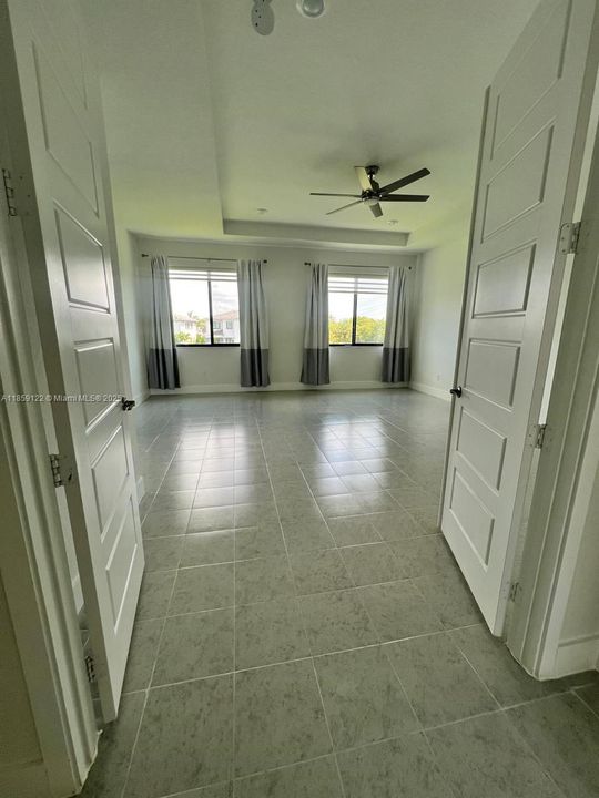 For Rent: $7,500 (4 beds, 4 baths, 3056 Square Feet)