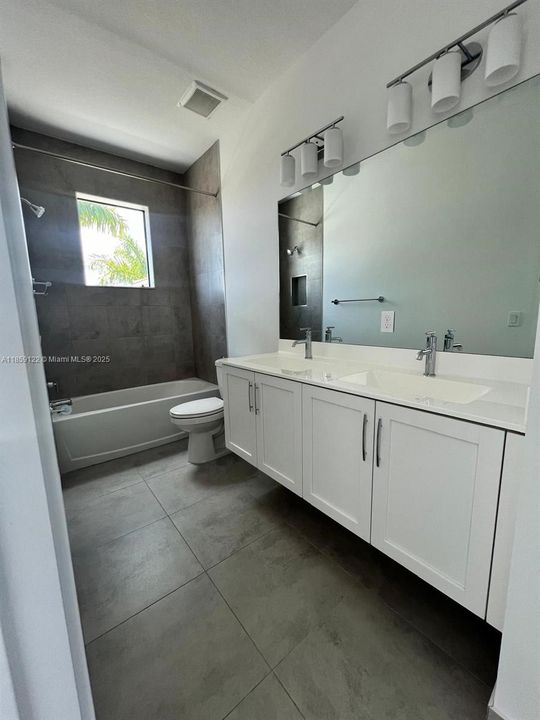 For Rent: $7,500 (4 beds, 4 baths, 3056 Square Feet)