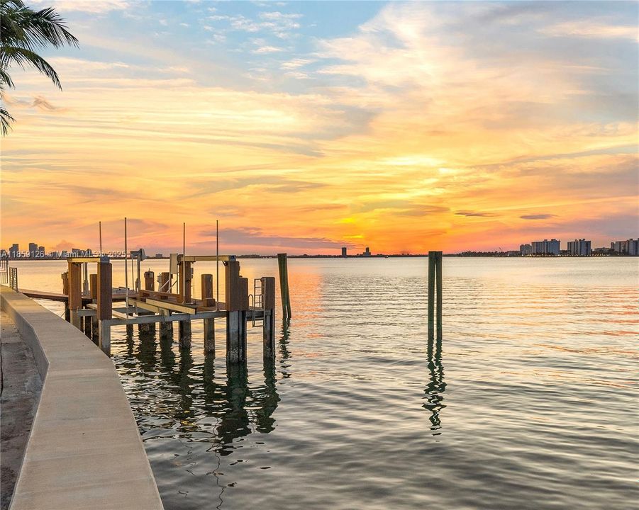 For Sale: $169,000,000 (8 beds, 13 baths, 16910 Square Feet)