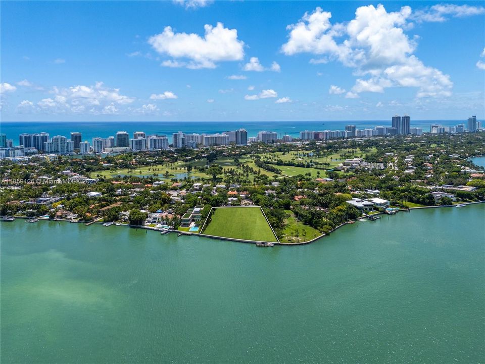 For Sale: $169,000,000 (8 beds, 13 baths, 16910 Square Feet)