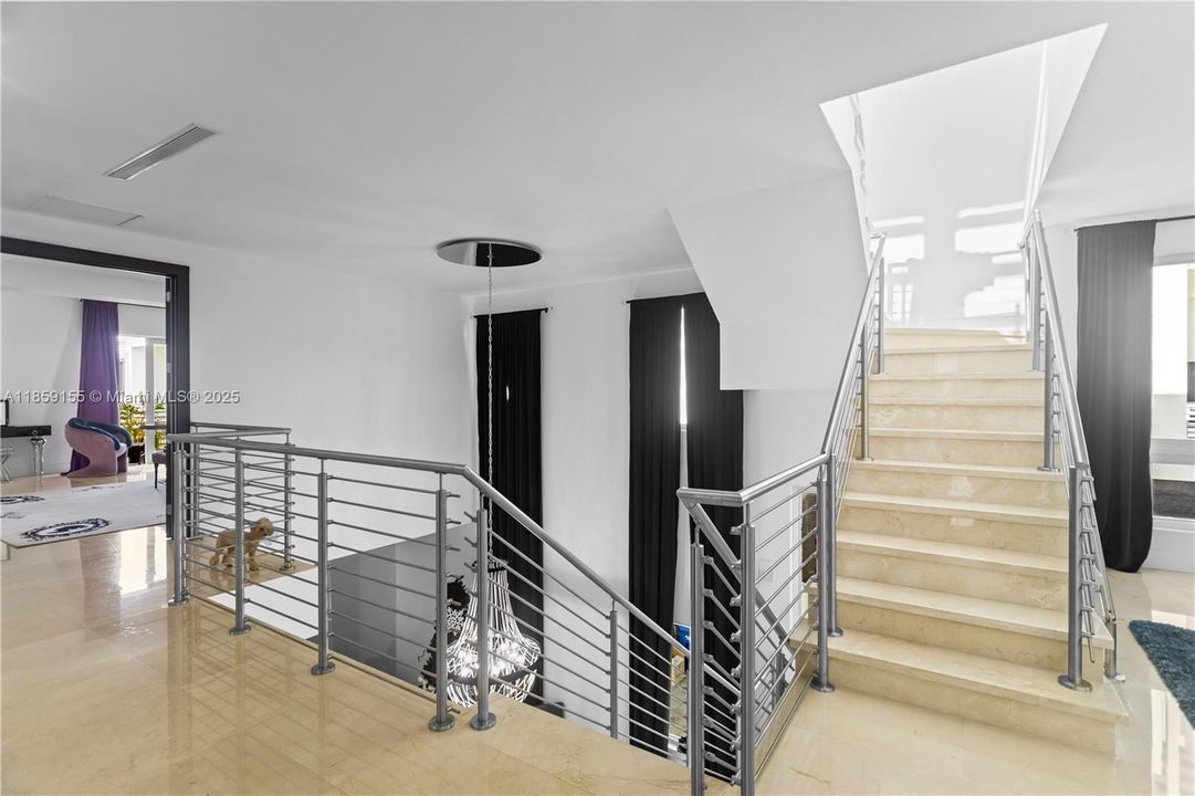 For Sale: $1,599,000 (4 beds, 4 baths, 3448 Square Feet)