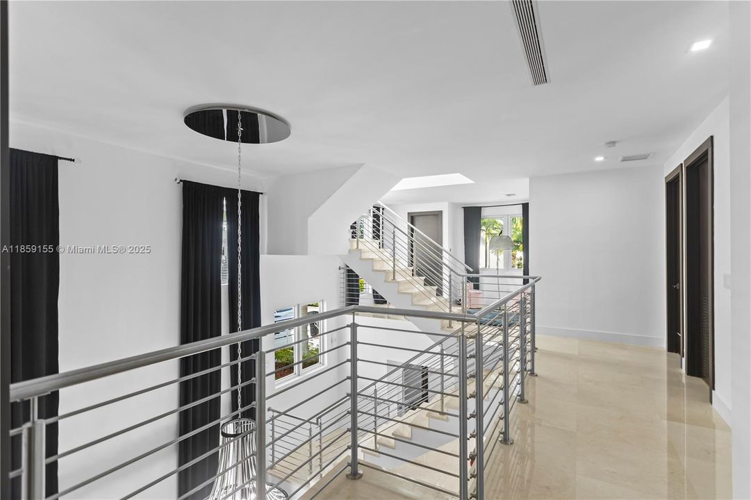 For Sale: $1,599,000 (4 beds, 4 baths, 3448 Square Feet)